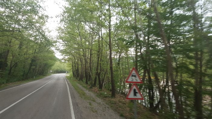 Taberiye Gölü kıyısında